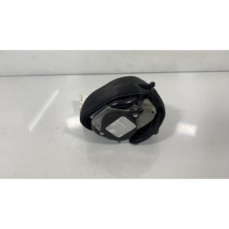 Pretensionneur de ceinture avant droit VOLKSWAGEN GOLF 5 Photo n°2