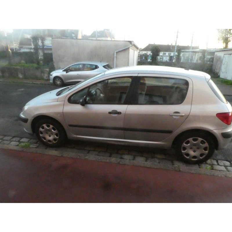 Pretensionneur de ceinture avant droit PEUGEOT 307 Photo n°7