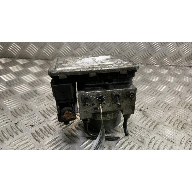 Bloc ABS (freins anti-blocage) VOLKSWAGEN T-ROC Photo n°3