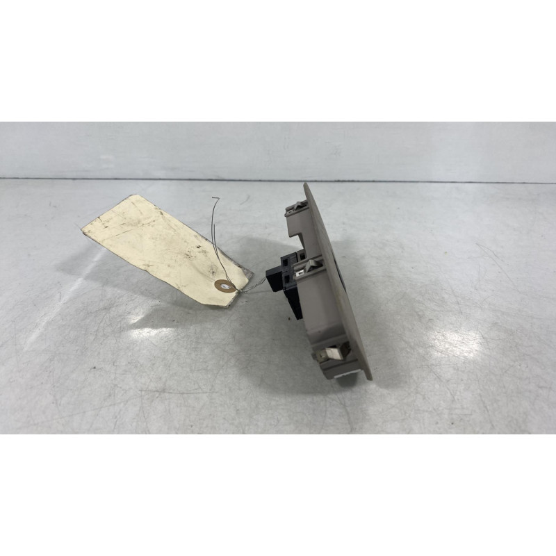 Interrupteur de leve vitre avant droit BMW SERIE 1 E87 Photo n°2