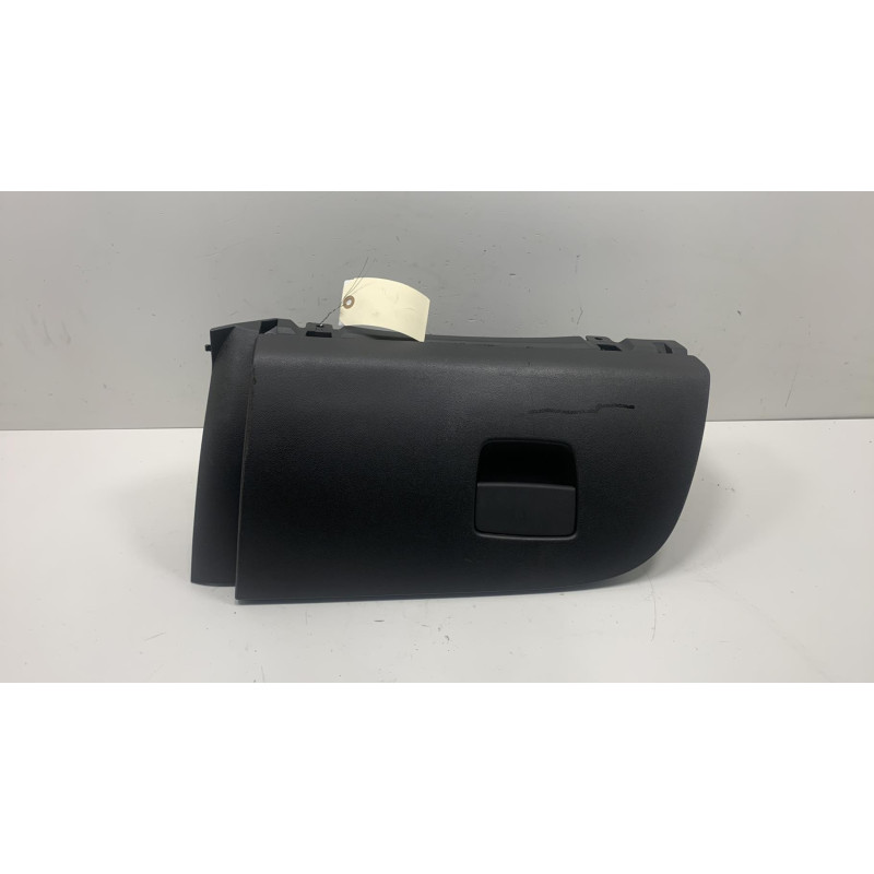 Boite a gants OPEL CORSA E Photo n°1