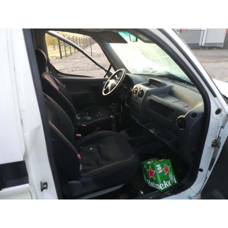 Serrure avant droit PEUGEOT PARTNER 1 Photo n°9