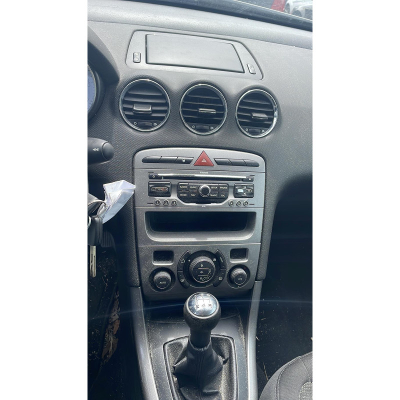 Pretensionneur de ceinture avant droit PEUGEOT 308 1 SW Photo n°7