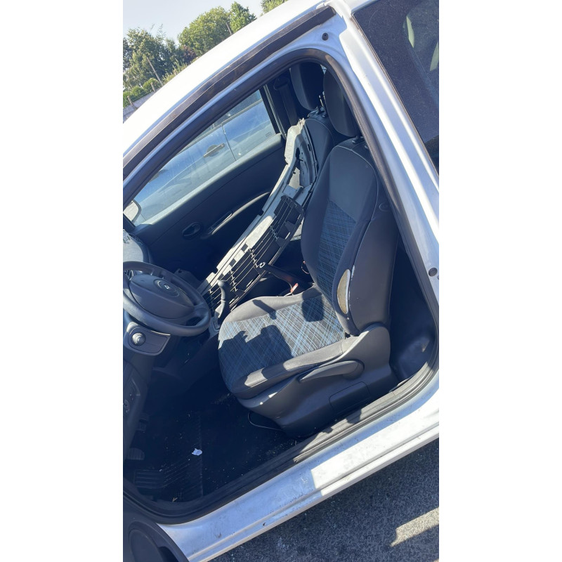 Renfort pare choc arriere (traverse) RENAULT CLIO 3 Photo n°6