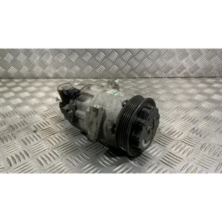 Compresseur clim MERCEDES CLASSE A 168 Photo n°1