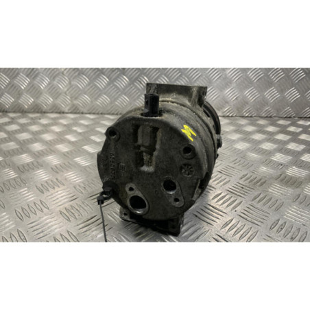 Compresseur clim RENAULT LAGUNA 2 Photo n°1