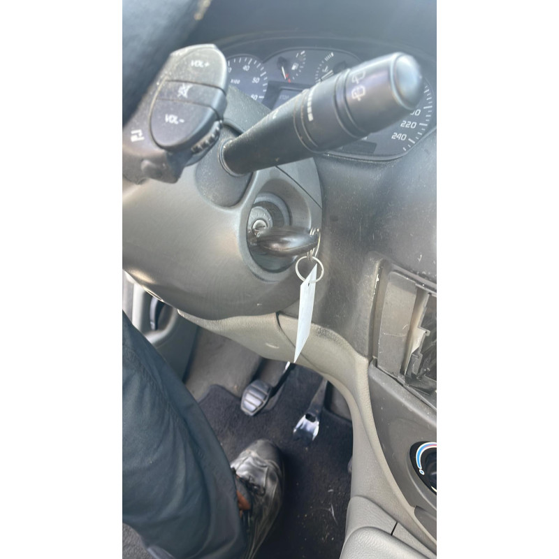 Serrure de coffre RENAULT SCENIC 1 Photo n°10