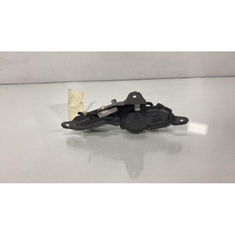 Moteur essuie glace arriere TOYOTA YARIS 1 Photo n°2