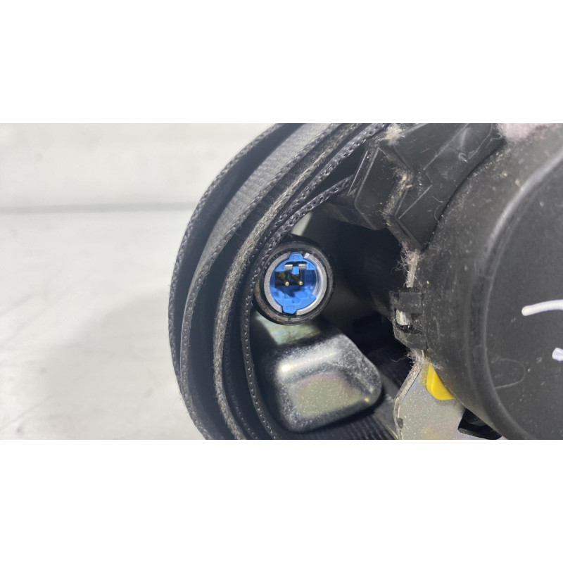 Pretensionneur de ceinture avant gauche RENAULT CLIO 4 Photo n°3