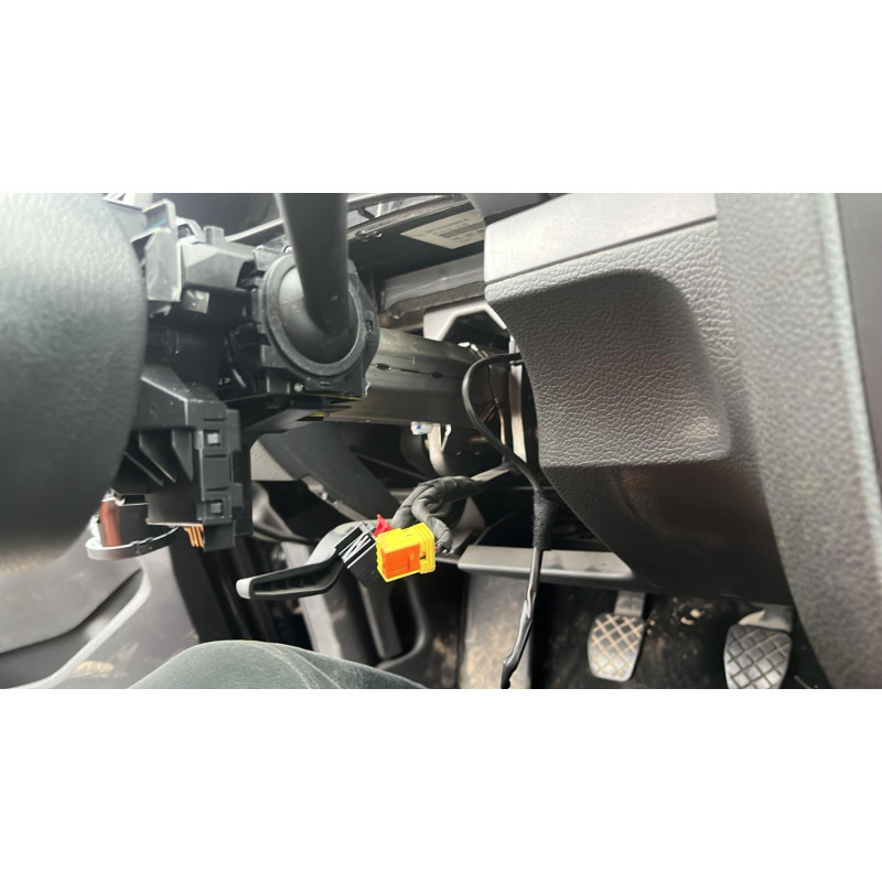 Verin de coffre VOLKSWAGEN GOLF 5 Photo n°6