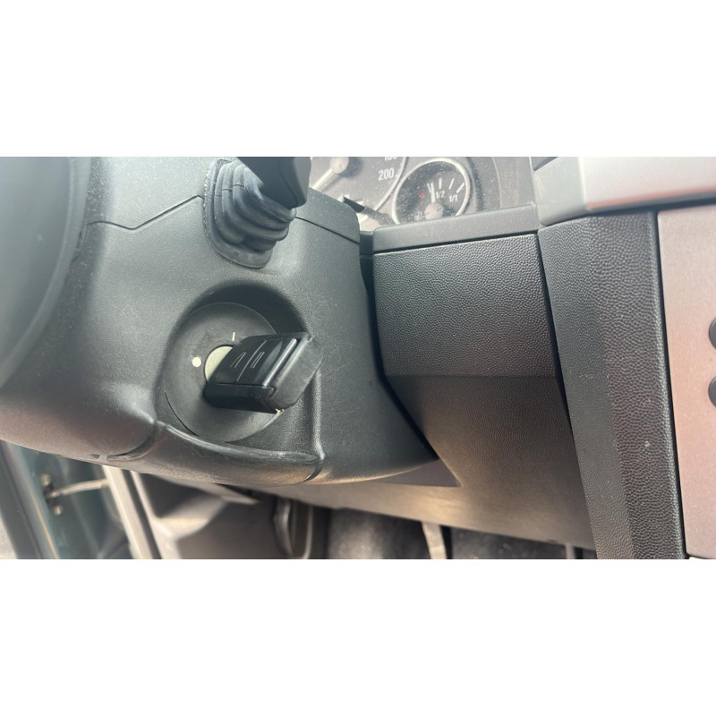 Porte avant gauche OPEL MERIVA A Photo n°8