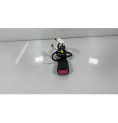 Attache ceinture avant droit TOYOTA AURIS 2 Photo n°1