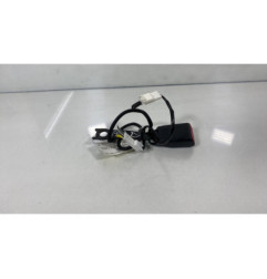 Attache ceinture avant droit TOYOTA AURIS 2