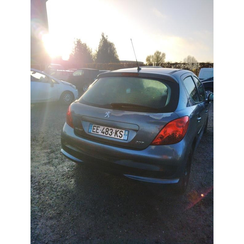 Pretensionneur de ceinture avant droit PEUGEOT 207 Photo n°7
