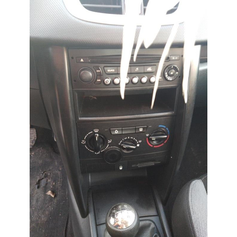 Poignee interieur arriere gauche PEUGEOT 207 Photo n°13