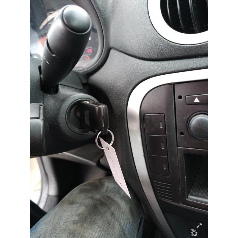 Serrure avant droit CITROEN C3 PLURIEL Photo n°9