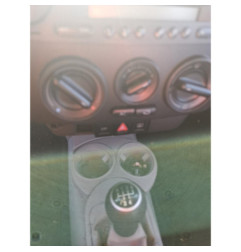 Attache ceinture avant gauche VOLKSWAGEN NEW BEETLE 1