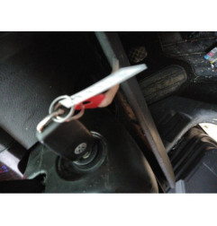 Interrupteur de leve vitre avant droit VOLKSWAGEN POLO 4