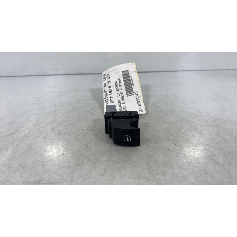 Interrupteur de leve vitre arriere droit VOLKSWAGEN PASSAT 6 Photo n°2