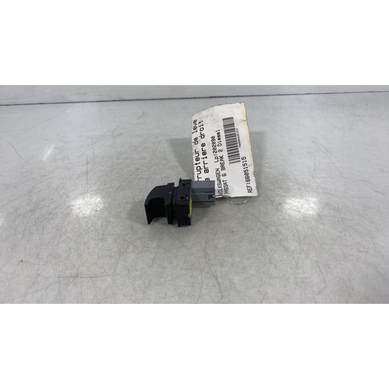 Interrupteur de leve vitre arriere droit VOLKSWAGEN PASSAT 6 Photo n°3