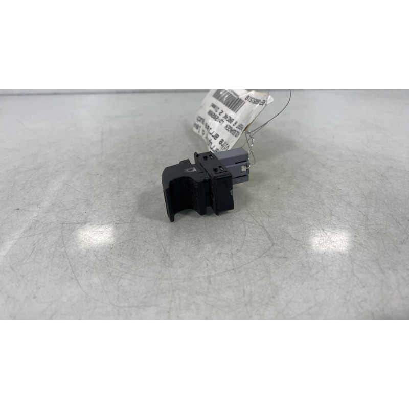 Interrupteur de leve vitre arriere gauche VOLKSWAGEN PASSAT 6 Photo n°3