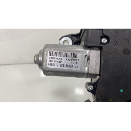 Moteur essuie glace arriere OPEL ASTRA J Photo n°1