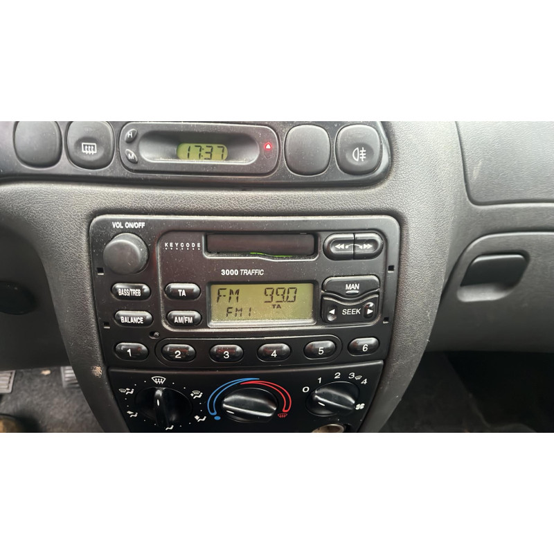 Pare choc arriere FORD FIESTA 4 Photo n°7