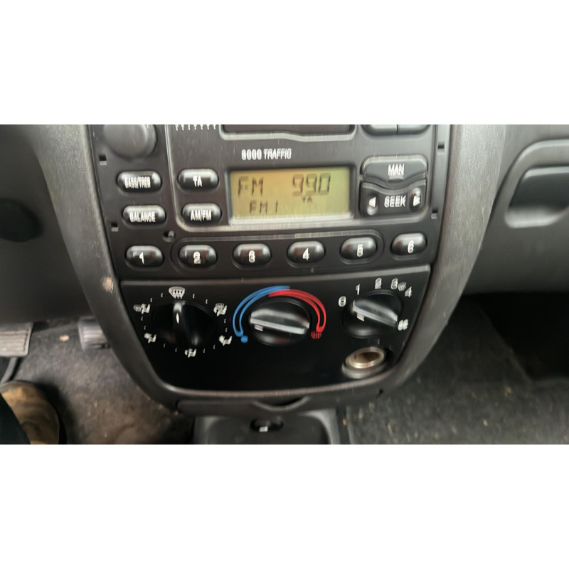 Pare choc arriere FORD FIESTA 4 Photo n°9