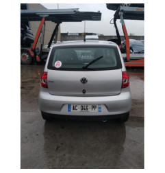 Pretensionneur de ceinture avant gauche VOLKSWAGEN FOX
