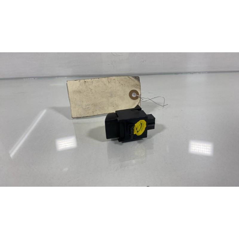 Bouton de warning FIAT BRAVO 2 Photo n°3