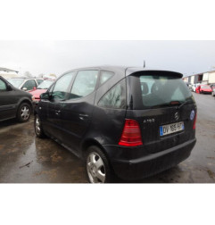 Attache ceinture arriere droit MERCEDES CLASSE A 168