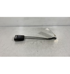 Attache ceinture arriere gauche MERCEDES CLASSE A 168 Photo n°1