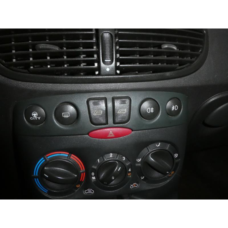 Com (Bloc Contacteur Tournant+Commodo Essuie Glace+Commodo Phare) FIAT PUNTO 2 Photo n°7