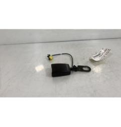 Attache ceinture arriere droit MERCEDES CLASSE B 245