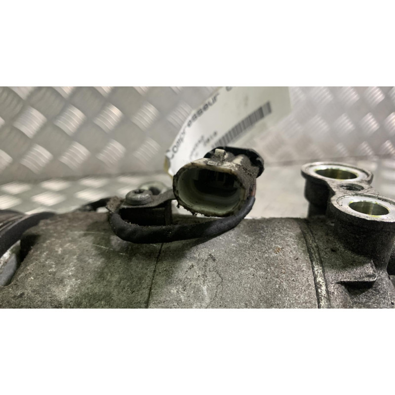 Compresseur clim OPEL ASTRA H Photo n°2