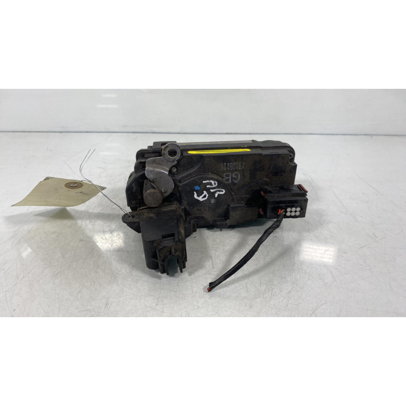 Serrure arriere droit OPEL ASTRA G Photo n°2