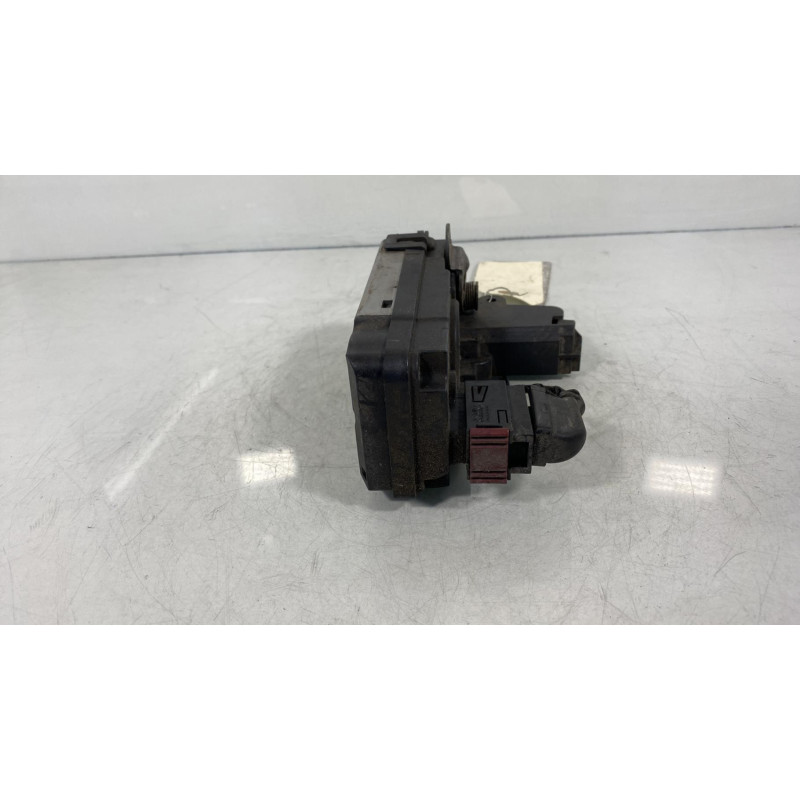 Serrure arriere gauche OPEL ASTRA G Photo n°3
