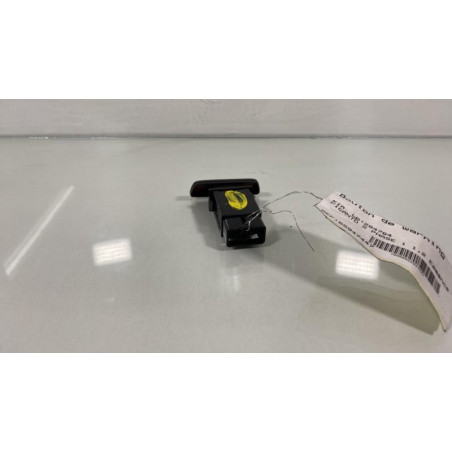 Bouton de warning KIA PICANTO 2 Photo n°1