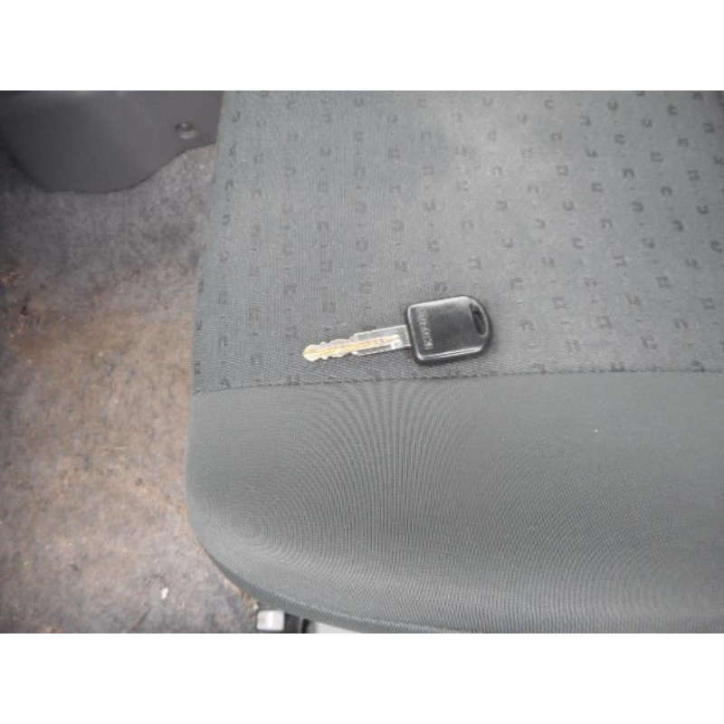 Porte avant droit SUZUKI ALTO 2 Photo n°14