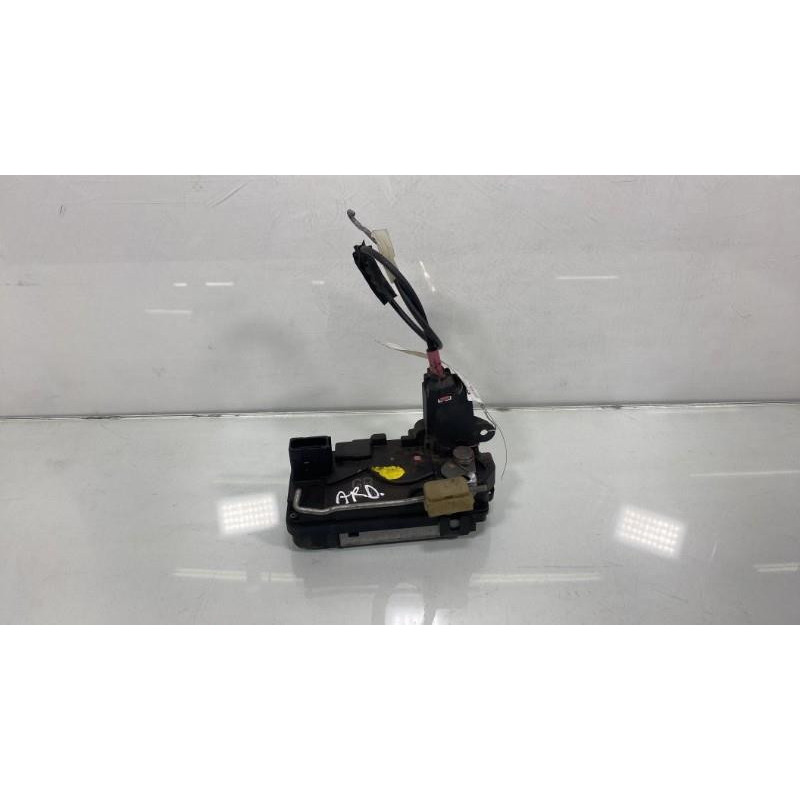 Serrure arriere droit OPEL ASTRA G Photo n°3