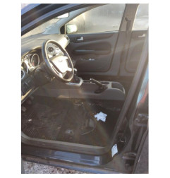 Vitre avant gauche FORD FOCUS 2
