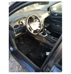 Vitre avant gauche FORD FOCUS 2
