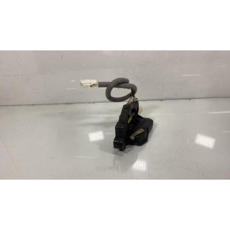 Serrure arriere droit BMW SERIE 3 E46
