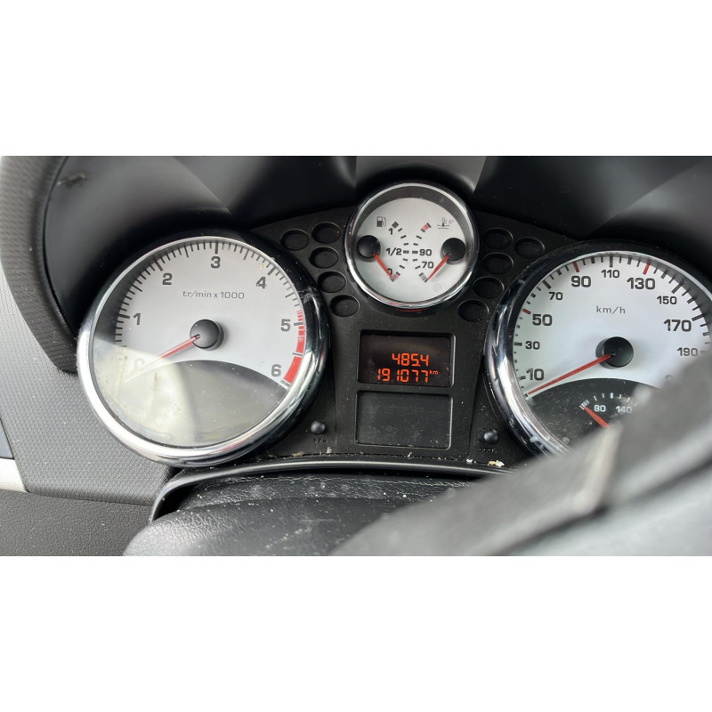 Ecran GPS PEUGEOT 207 Photo n°9