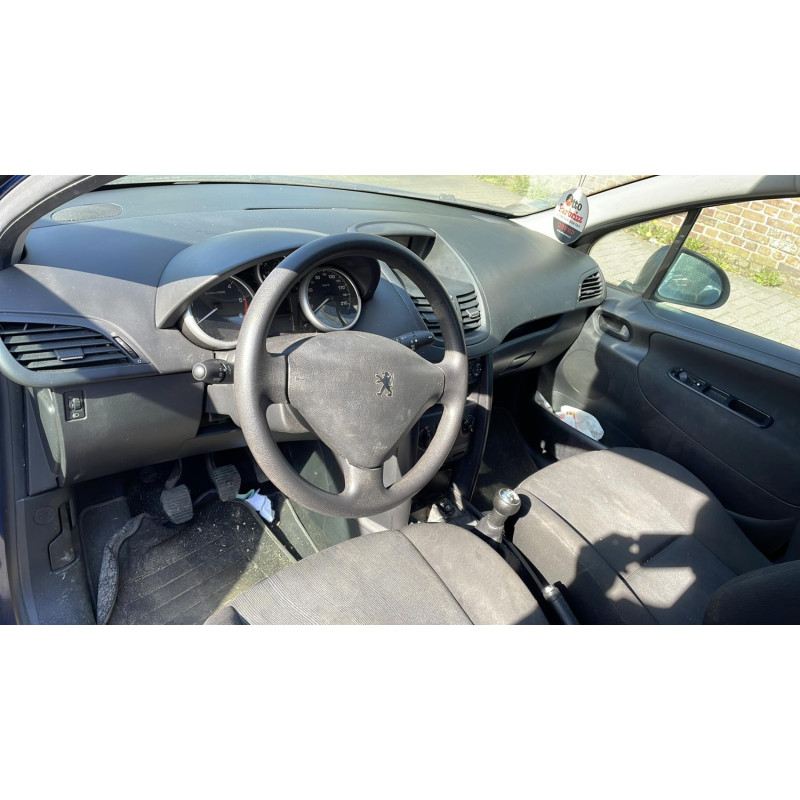 Porte avant droit PEUGEOT 207 Photo n°12