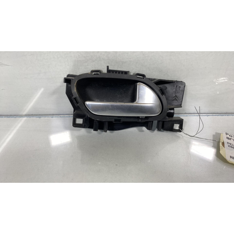 Poignee interieur arriere droit PEUGEOT 2008 1 Photo n°2