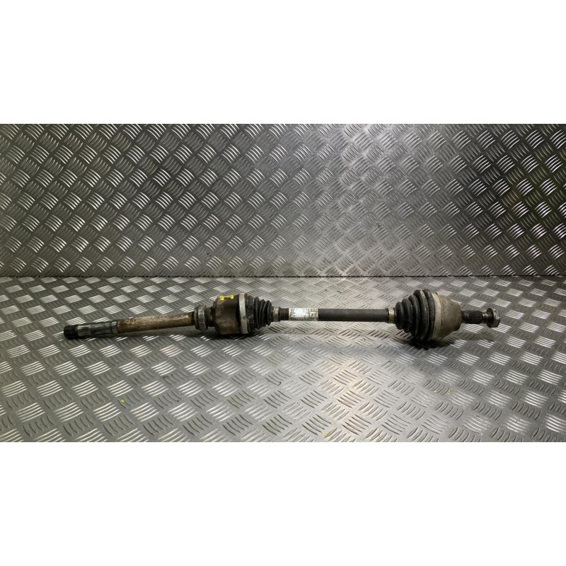 Cardan droit (transmission) PEUGEOT 2008 1 Photo n°1