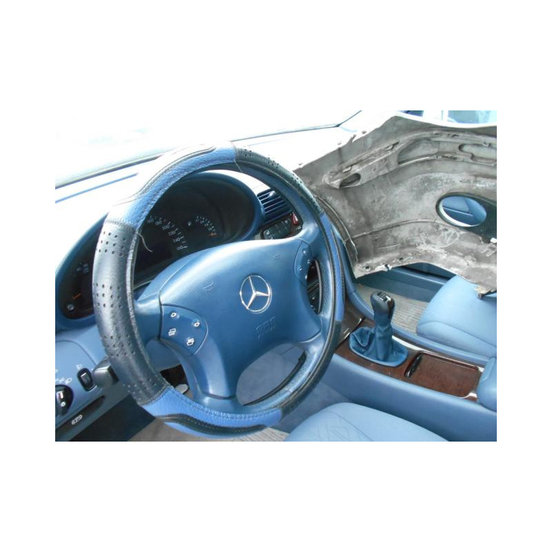 Trappe d'essence MERCEDES CLASSE C 203 Photo n°6