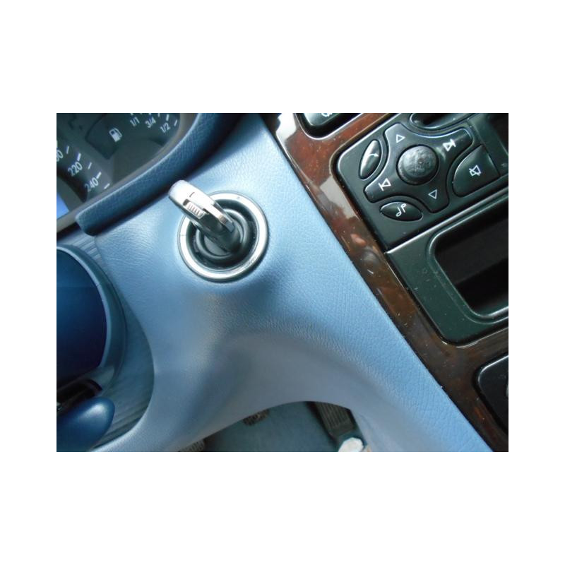 Trappe d'essence MERCEDES CLASSE C 203 Photo n°9