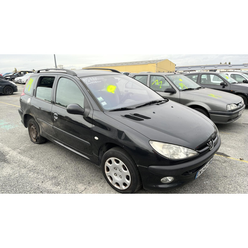 Pare boue avant droit PEUGEOT 206 Photo n°5